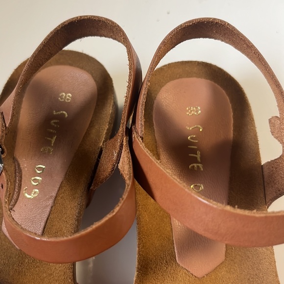 Leather and suede sandals. Size 38 (US8) purchased in Barcelona, made in Spain. - Picture 2 of 4